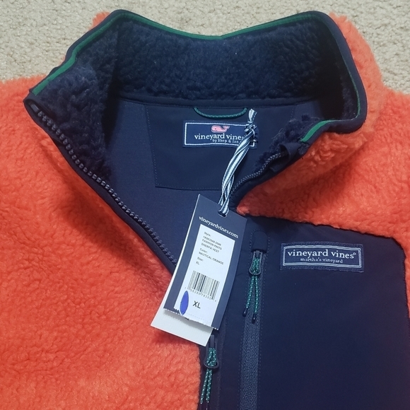 Nwt Vinyard Vines Sherpa Vest Size XLarge‎ - Picture 6 of 6